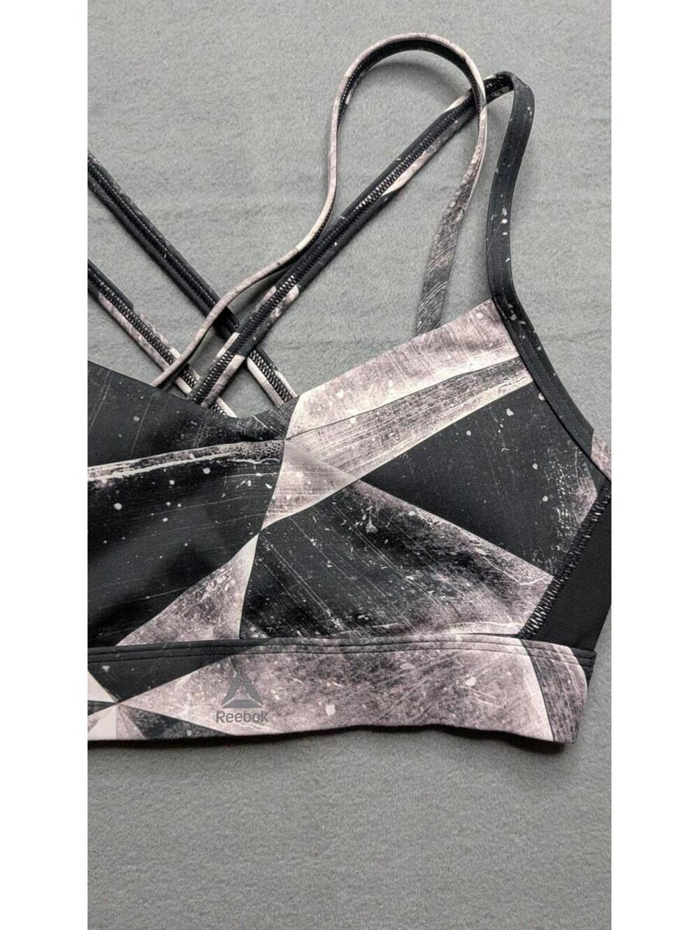 Reebok Sports Bra Womens S Black Geometric Print Strappy Crossback Yoga Workout - Picture 2 of 6